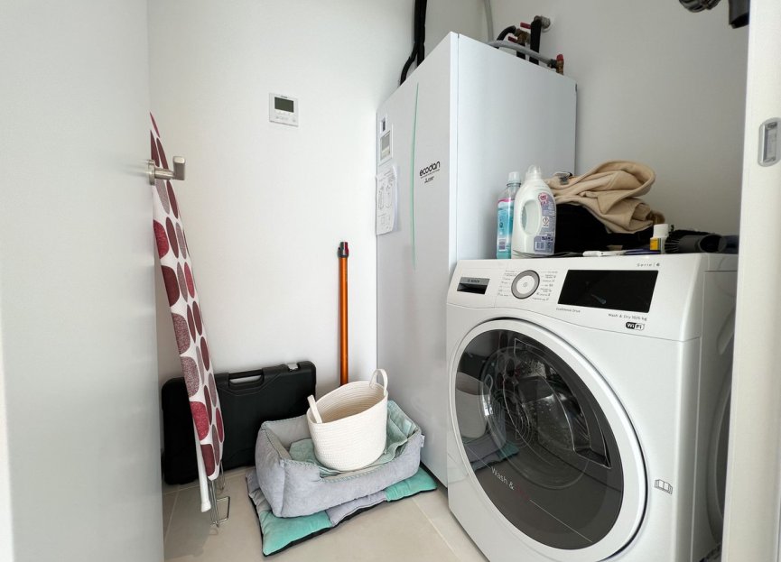 Resale - Apartment - Middle Floor Apartment - Fuengirola - Higueron