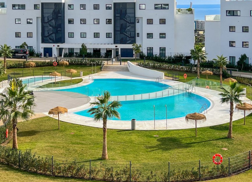 Resale - Apartment - Middle Floor Apartment - Fuengirola - Higueron