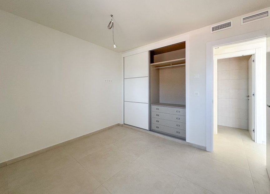 Resale - Apartment - Middle Floor Apartment - Fuengirola - Fuengirola Centro