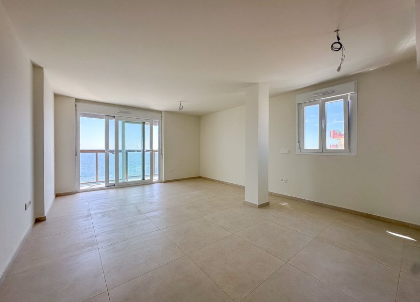 Resale - Apartment - Middle Floor Apartment - Fuengirola - Fuengirola Centro