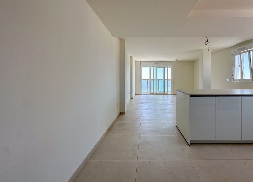 Resale - Apartment - Middle Floor Apartment - Fuengirola - Fuengirola Centro