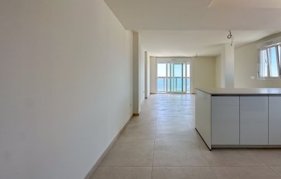 Resale - Apartment - Middle Floor Apartment - Fuengirola - Fuengirola Centro