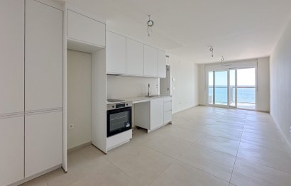 Resale - Apartment - Middle Floor Apartment - Fuengirola - Fuengirola Centro