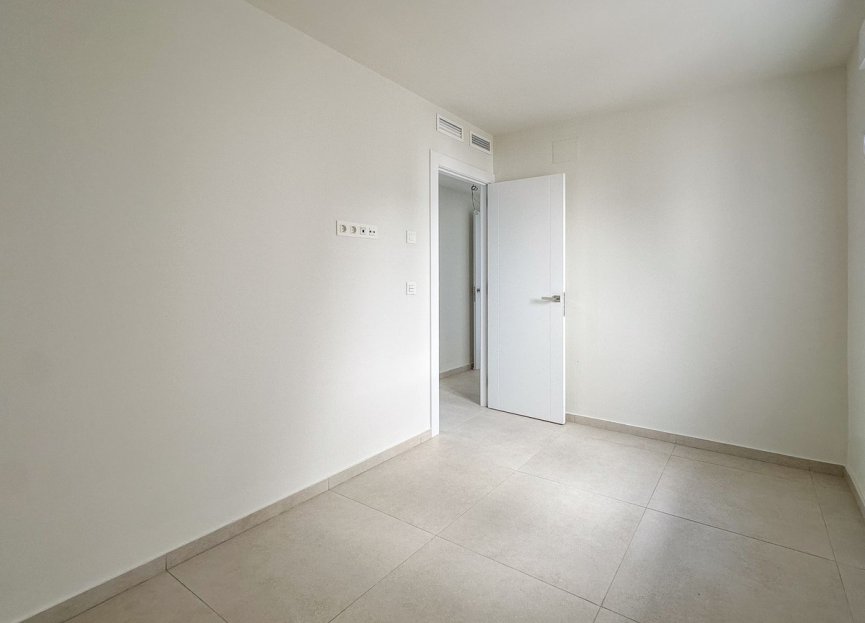Resale - Apartment - Middle Floor Apartment - Fuengirola - Fuengirola Centro