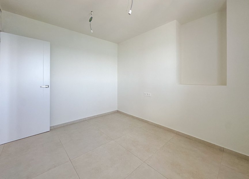 Resale - Apartment - Middle Floor Apartment - Fuengirola - Fuengirola Centro