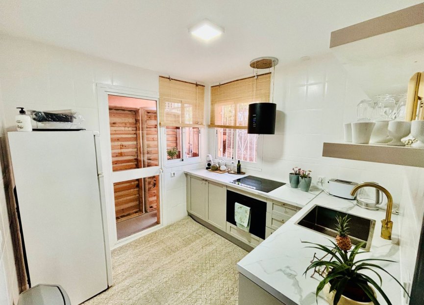 Resale - Ground floor apartment - Marbella - Carib Playa