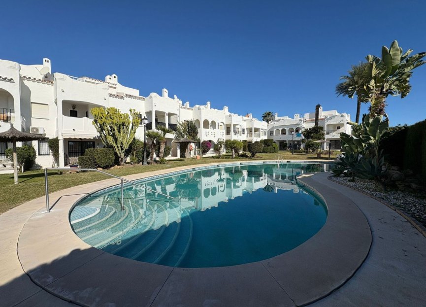 Reventa - House - Semi-Detached House - Estepona - Bel Air