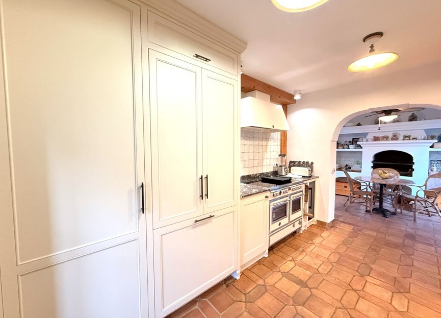 Resale - House - Semi-Detached House - Marbella - Marbella Centro