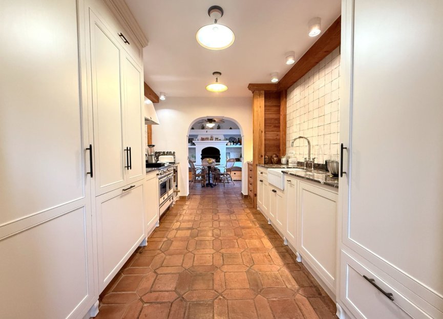 Resale - House - Semi-Detached House - Marbella - Marbella Centro