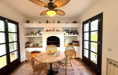 Resale - House - Semi-Detached House - Marbella - Marbella Centro