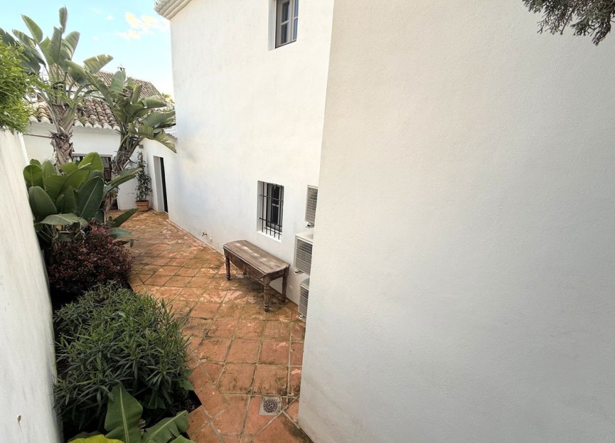 Resale - House - Semi-Detached House - Marbella - Marbella Centro