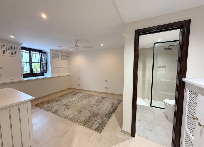 Resale - House - Semi-Detached House - Marbella - Marbella Centro