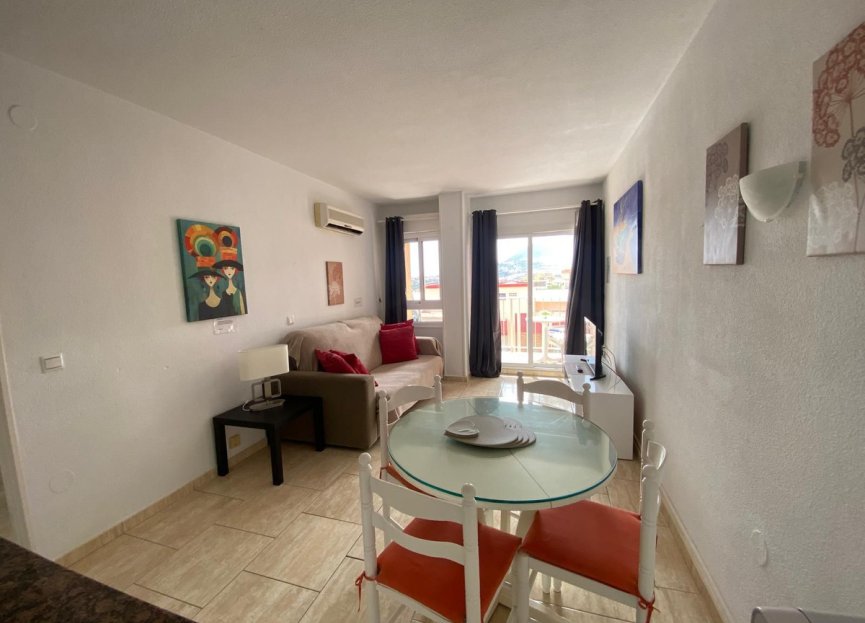 Resale - Apartment - Middle Floor Apartment - Benalmádena - Benalmadena Centro