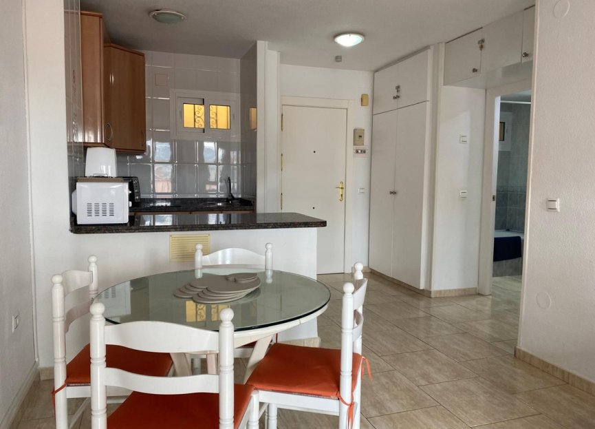 Resale - Apartment - Middle Floor Apartment - Benalmádena - Benalmadena Centro