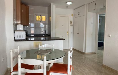 Resale - Apartment - Middle Floor Apartment - Benalmádena - Benalmadena Centro