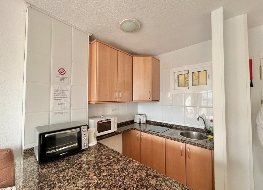 Resale - Apartment - Middle Floor Apartment - Benalmádena - Benalmadena Centro