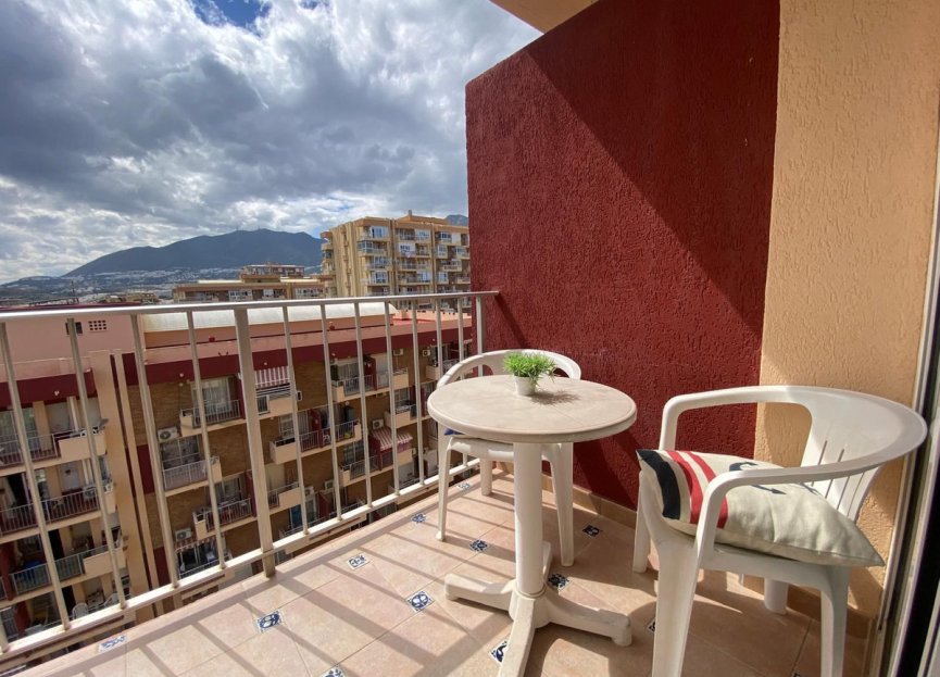 Resale - Apartment - Middle Floor Apartment - Benalmádena - Benalmadena Centro