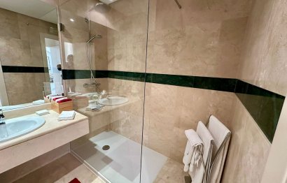 Resale - Apartment - Penthouse - Marbella - Nueva Andalucia