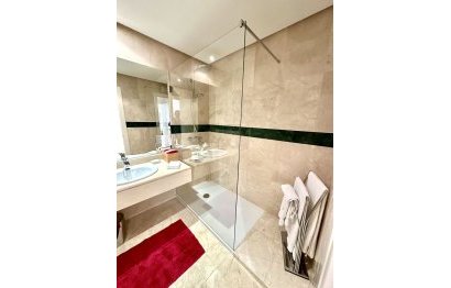 Resale - Apartment - Penthouse - Marbella - Nueva Andalucia