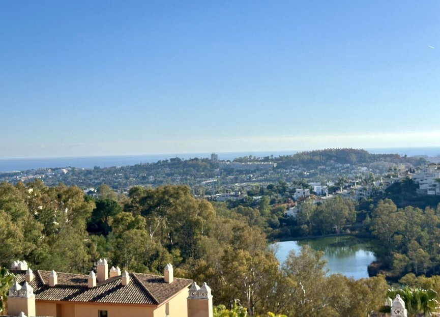 Resale - Apartment - Penthouse - Marbella - Nueva Andalucia