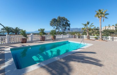 Resale - House - Detached Villa - Marbella - Elviria