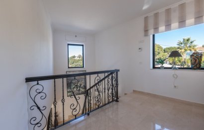 Resale - House - Detached Villa - Marbella - Elviria