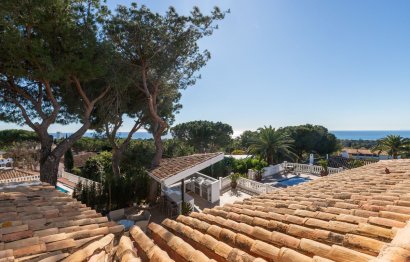 Resale - House - Detached Villa - Marbella - Elviria