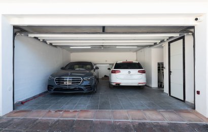 Resale - House - Detached Villa - Marbella - Elviria