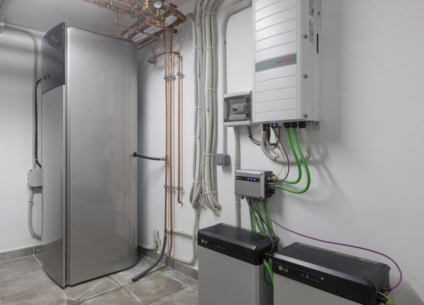 Resale - House - Detached Villa - Marbella - Elviria