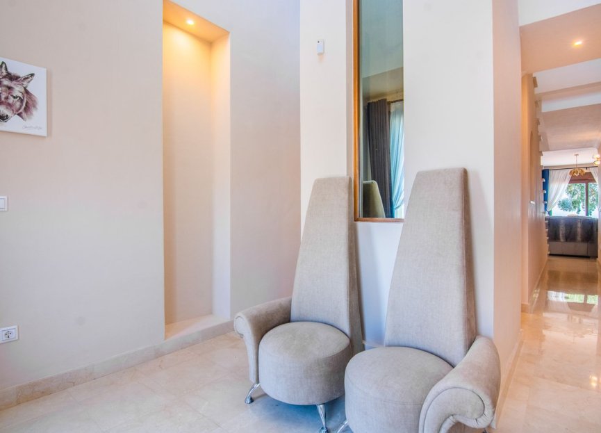 Reventa - House - Semi-Detached House - Marbella - La Mairena