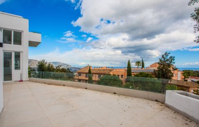 Resale - Apartment - Middle Floor Apartment - Marbella - La Mairena
