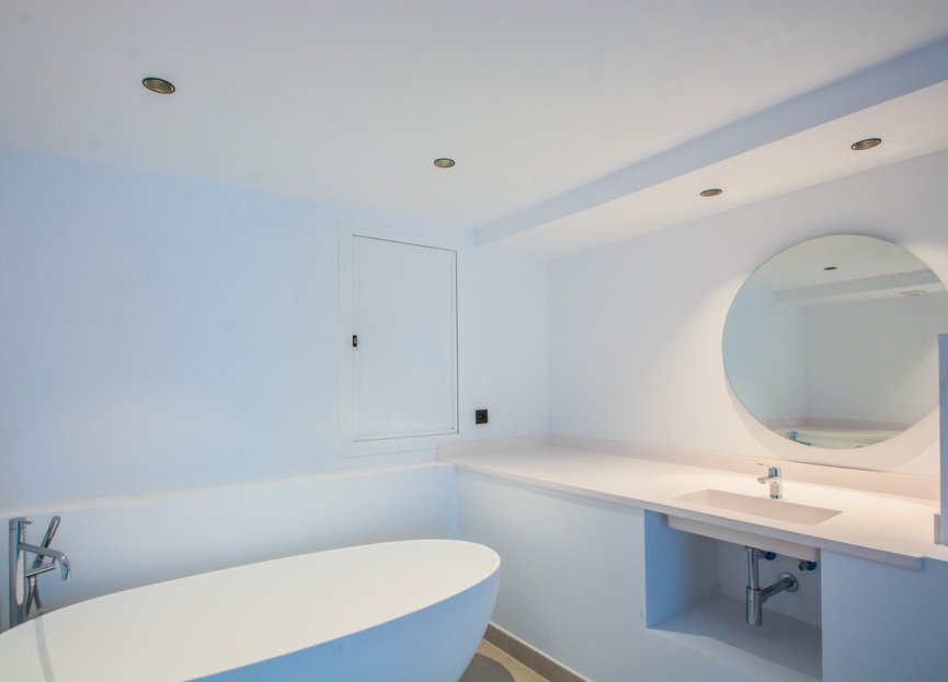 Resale - Apartment - Middle Floor Apartment - Marbella - La Mairena