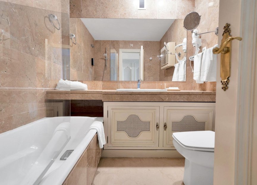 Resale - Apartment - Penthouse - Marbella - Marbella Centro