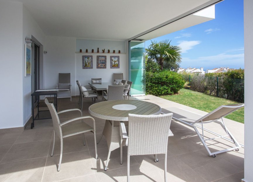 Resale - Ground floor apartment - Marbella - La Mairena