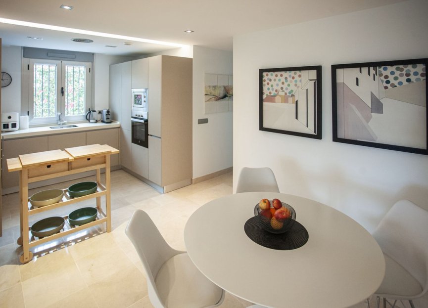 Resale - Ground floor apartment - Marbella - La Mairena