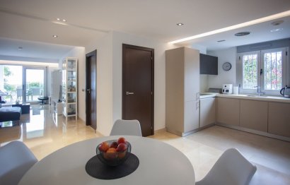 Resale - Ground floor apartment - Marbella - La Mairena