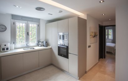 Resale - Ground floor apartment - Marbella - La Mairena