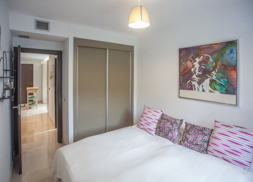 Resale - Ground floor apartment - Marbella - La Mairena