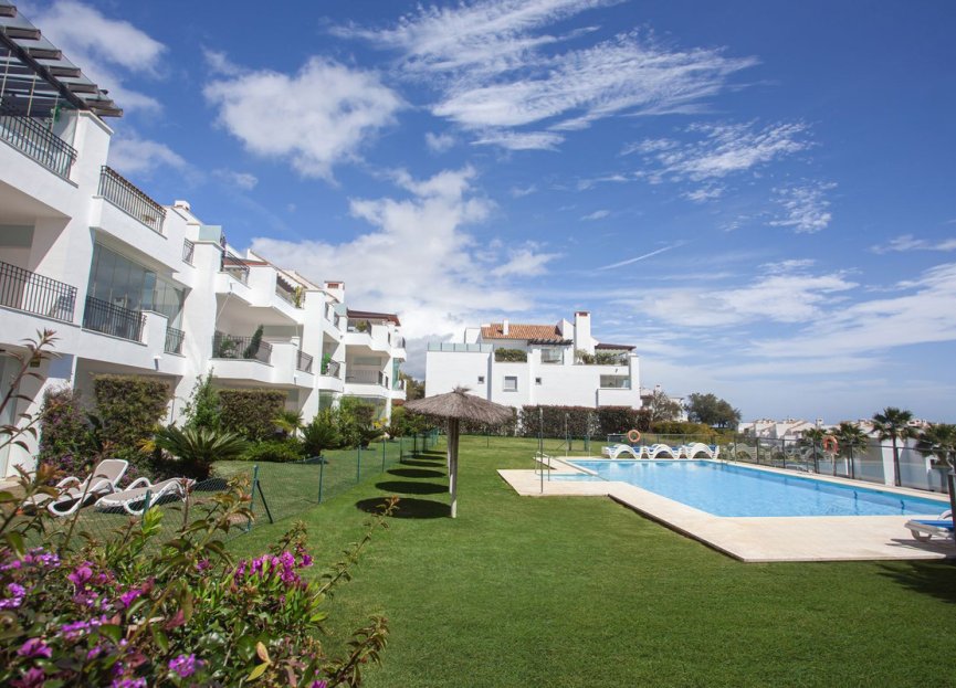 Resale - Ground floor apartment - Marbella - La Mairena
