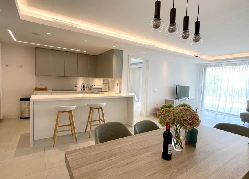 Resale - Ground floor apartment - Marbella - Nueva Andalucia