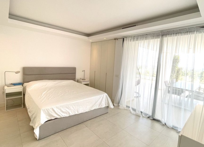 Resale - Ground floor apartment - Marbella - Nueva Andalucia