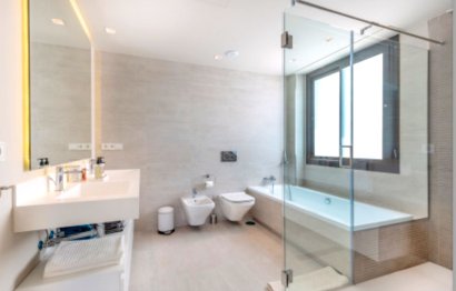 Resale - Ground floor apartment - Marbella - Nueva Andalucia