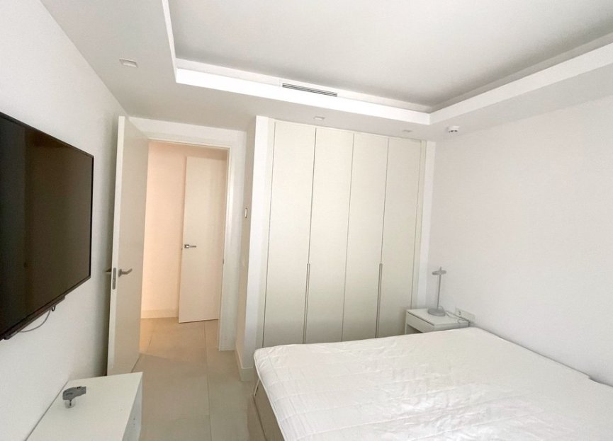 Resale - Ground floor apartment - Marbella - Nueva Andalucia