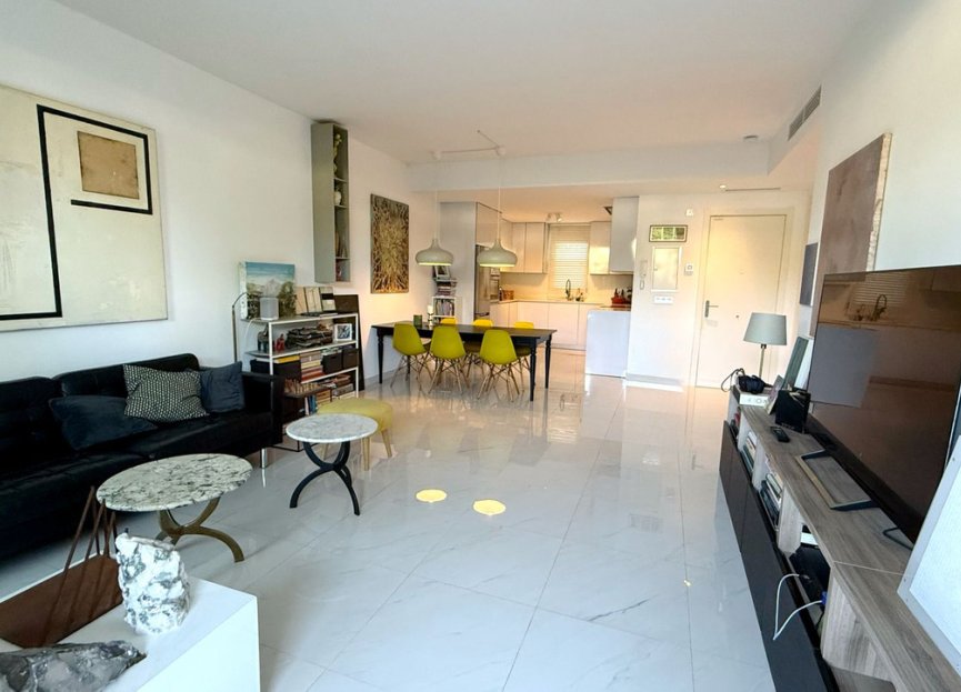 Resale - Ground floor apartment - Estepona - Bel Air