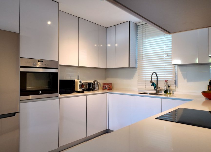 Resale - Ground floor apartment - Estepona - Bel Air