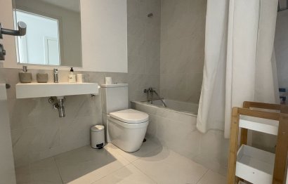 Resale - Ground floor apartment - Estepona - Bel Air