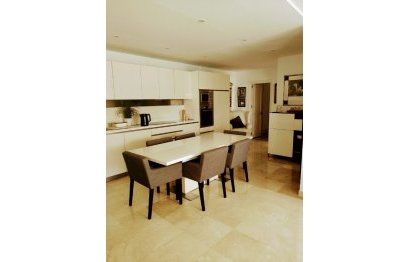 Resale - Ground floor apartment - Marbella - Guadalmina Alta