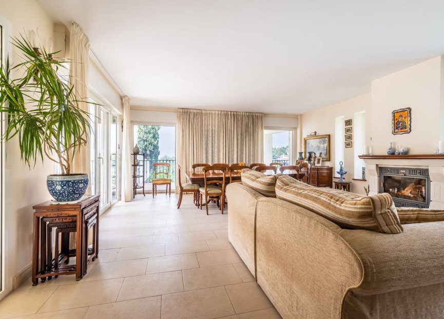 Resale - House - Detached Villa - Marbella - Marbella Centro