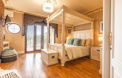 Resale - House - Detached Villa - Benalmádena - Benalmadena Costa