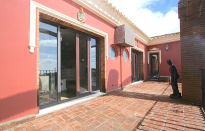 Resale - House - Detached Villa - Benalmádena - Benalmadena Costa